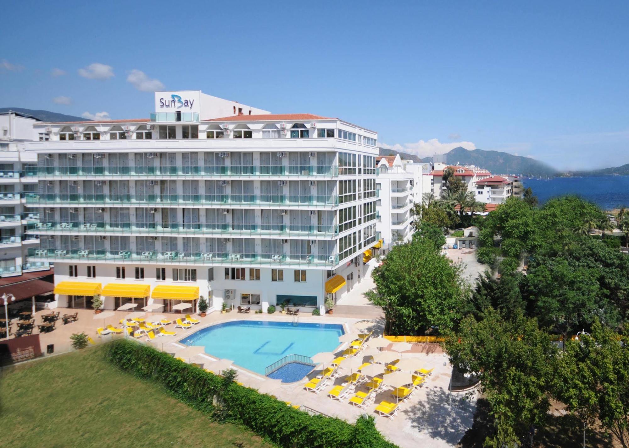 Sunbay Park Hotel 3*