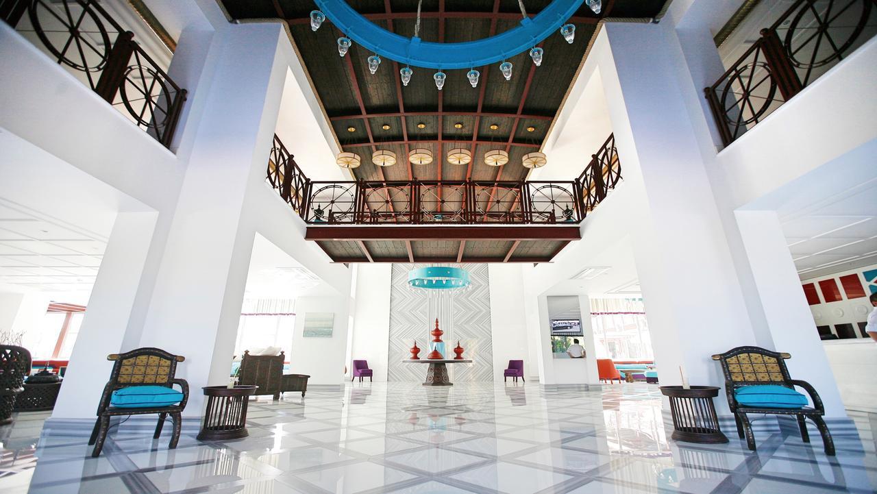 Hillstone & Hotel 5*