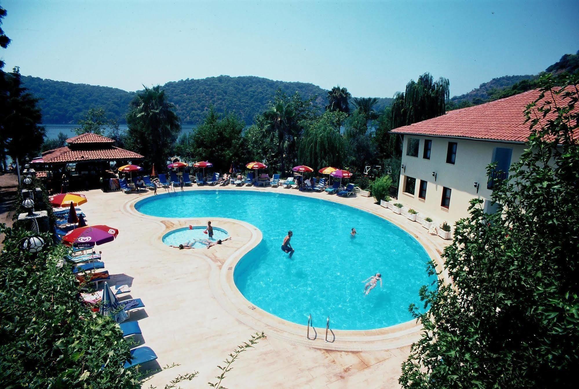 Hotel Club Meri Fethiye 3*