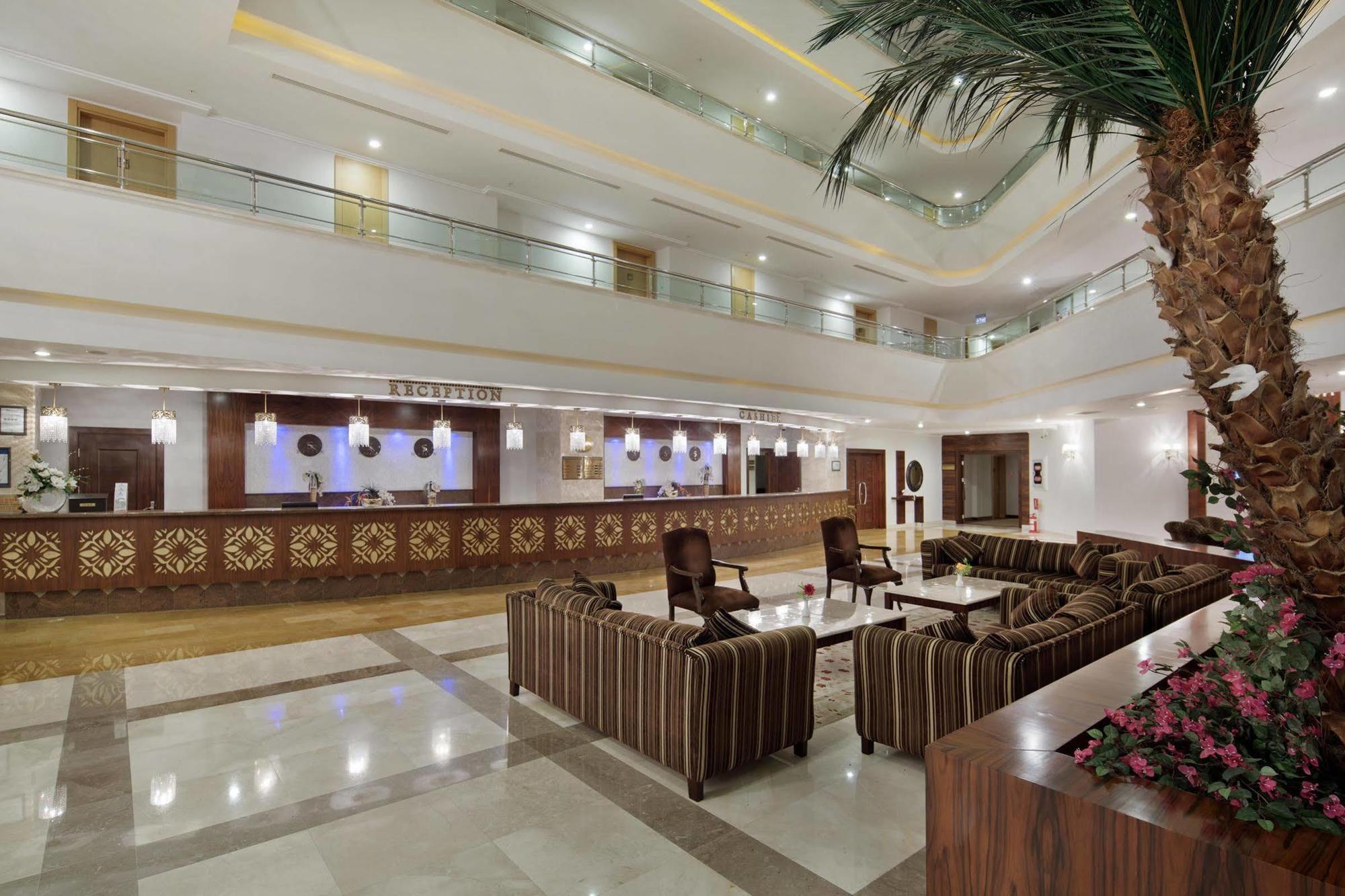 Hotel Saphir & Okurcalar