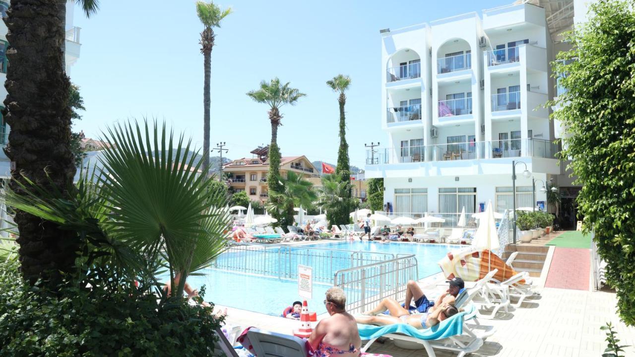 Hotel Club Atrium & 3*