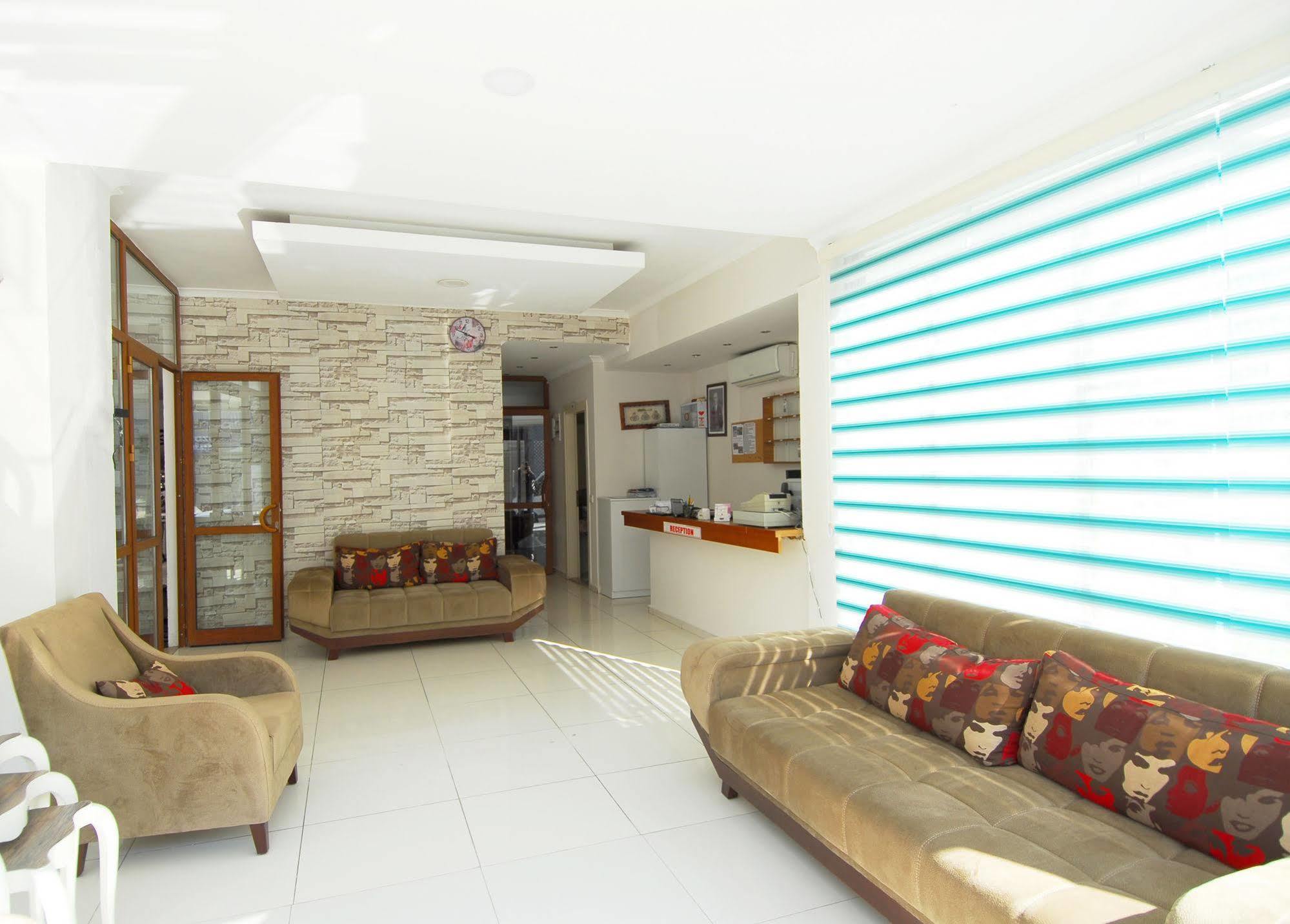 Hotel Lidya