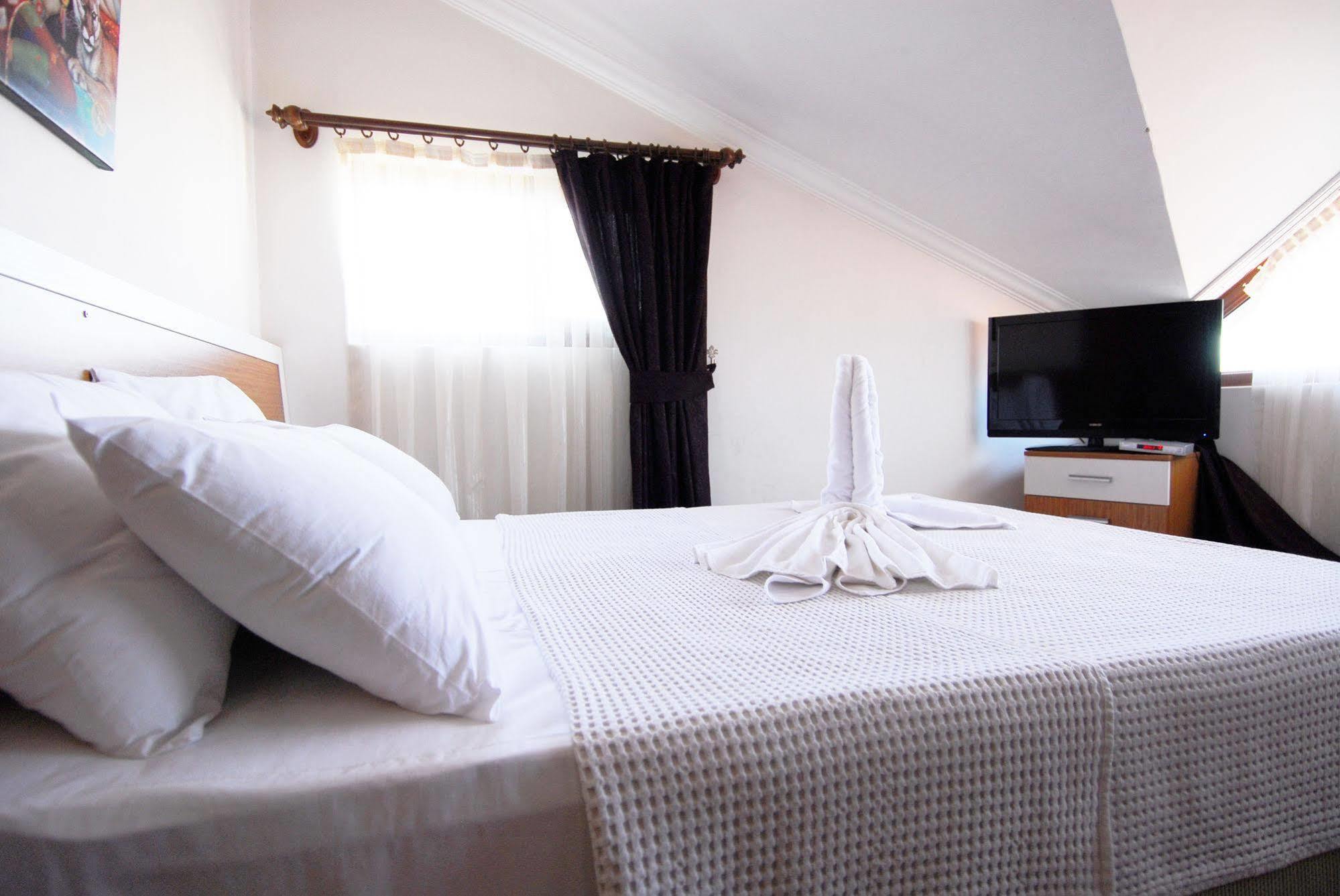 Hotel Lidya