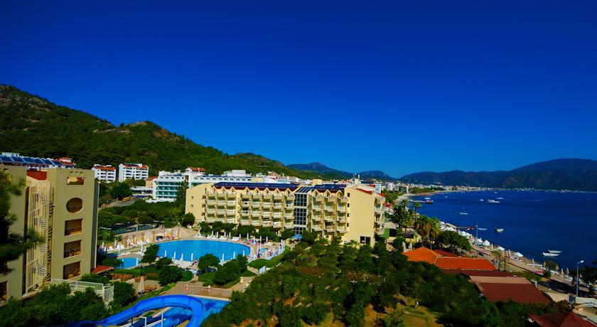 Luna Deluxe Hotel 5*