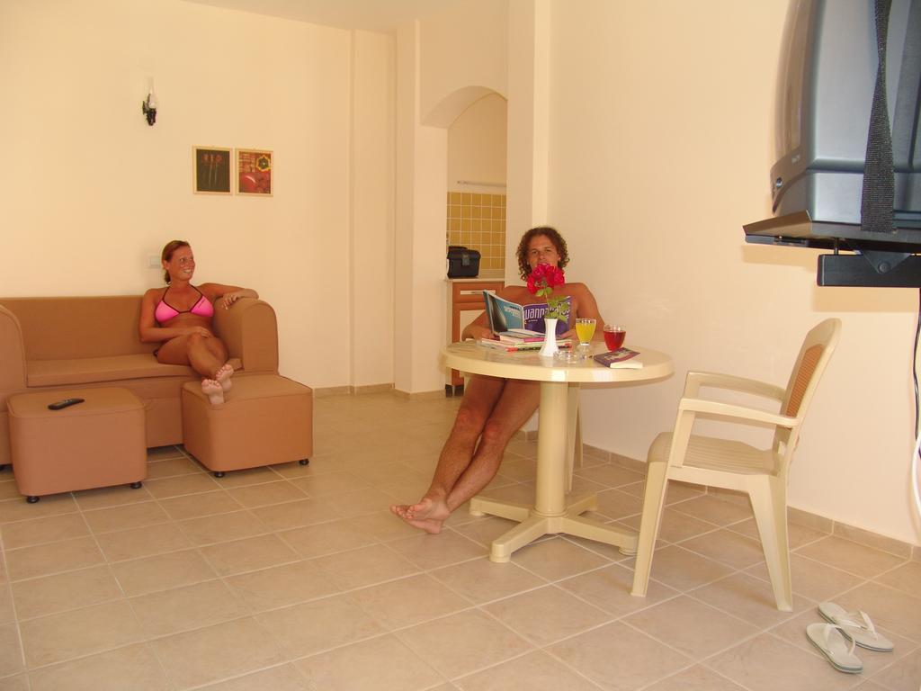 Olivia 3* Kusadasi