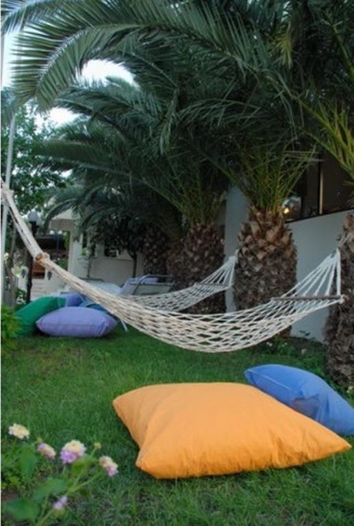 Rosy Hotel 2*