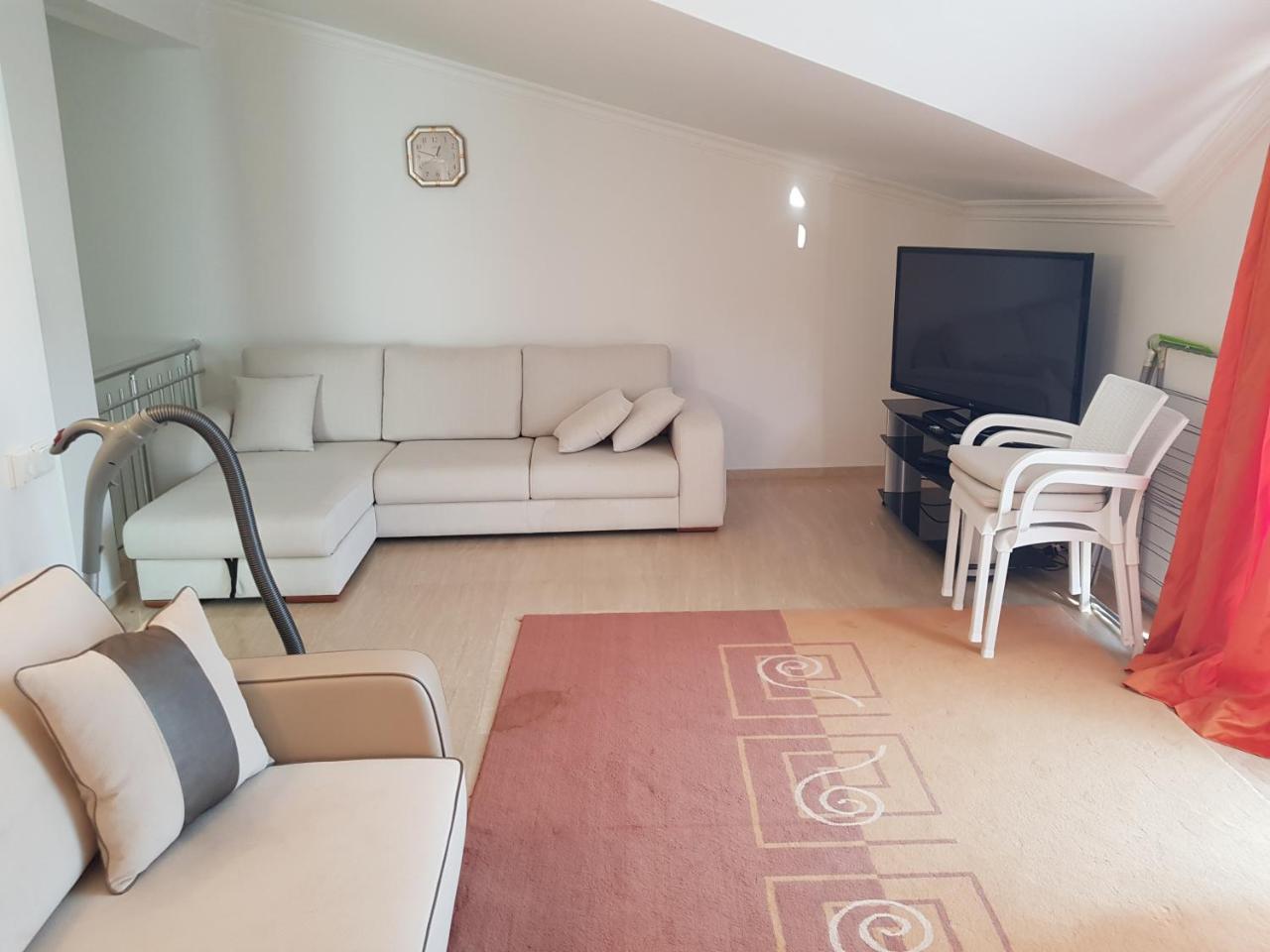 Apartment Atalos Apart In The Center With Pool And Wi-fi Kemer