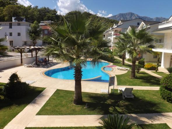 Apartment Atalos Apart In The Center With Pool And Wi-fi