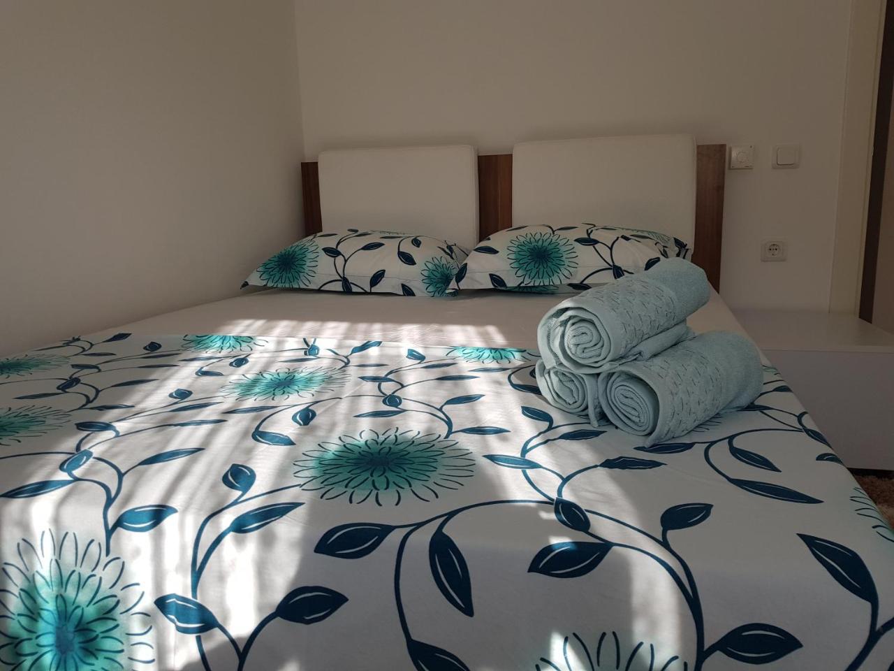 Atalos Apart In The Center With Pool And Wi-fi Apartment Kemer