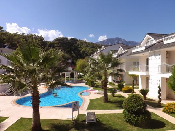 Atalos Apart In The Center With Pool And Wi-fi Kemer
