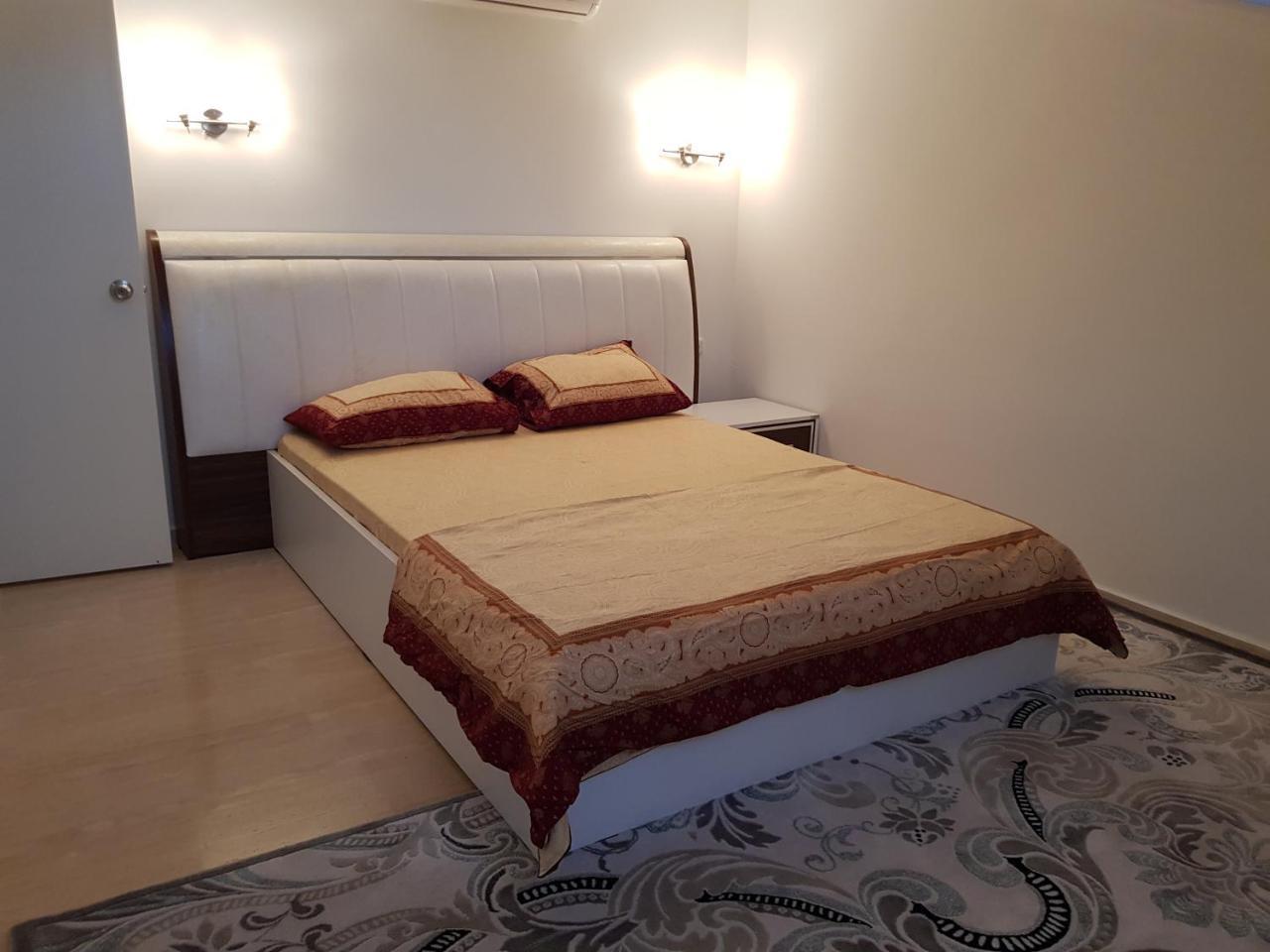 Atalos Apart In The Center With Pool And Wi-fi