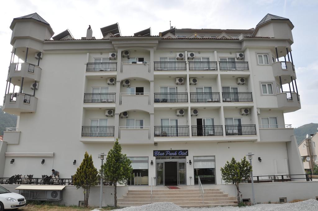 Blue Park Hotel