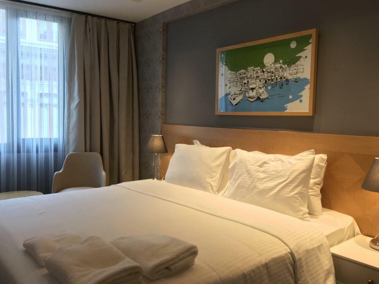 Four-g Hotel 2*