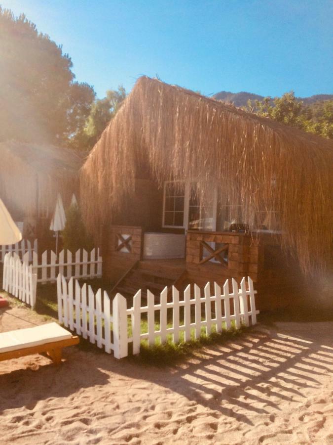Hotel Pine & Bungallows