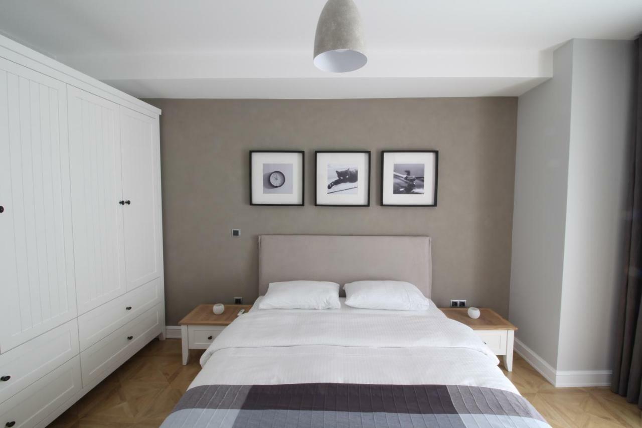 Elia Apartment