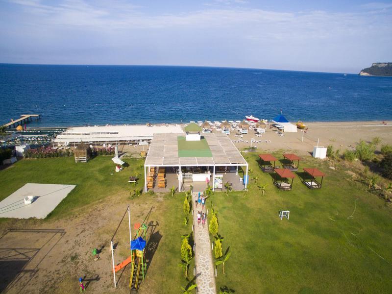 Hotel Elamir 4*