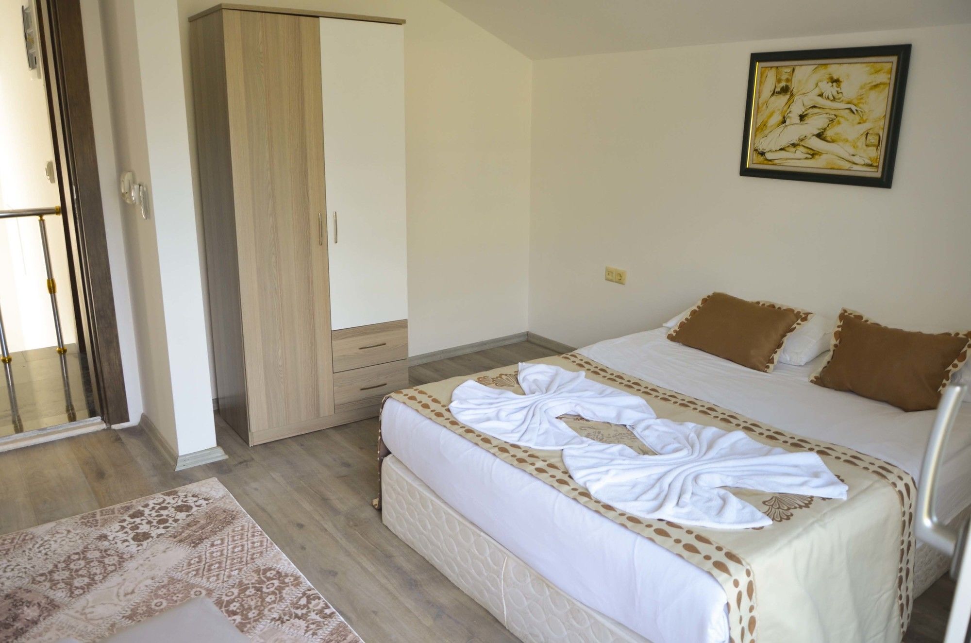 Elamir Hotel