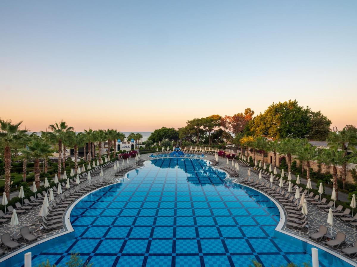 Rubi Platinum Spa &