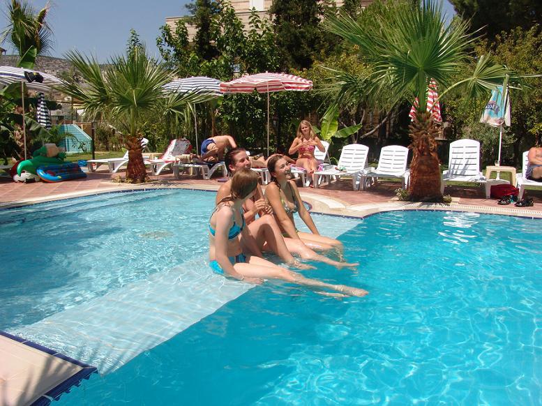 Olivia 3* Kusadasi