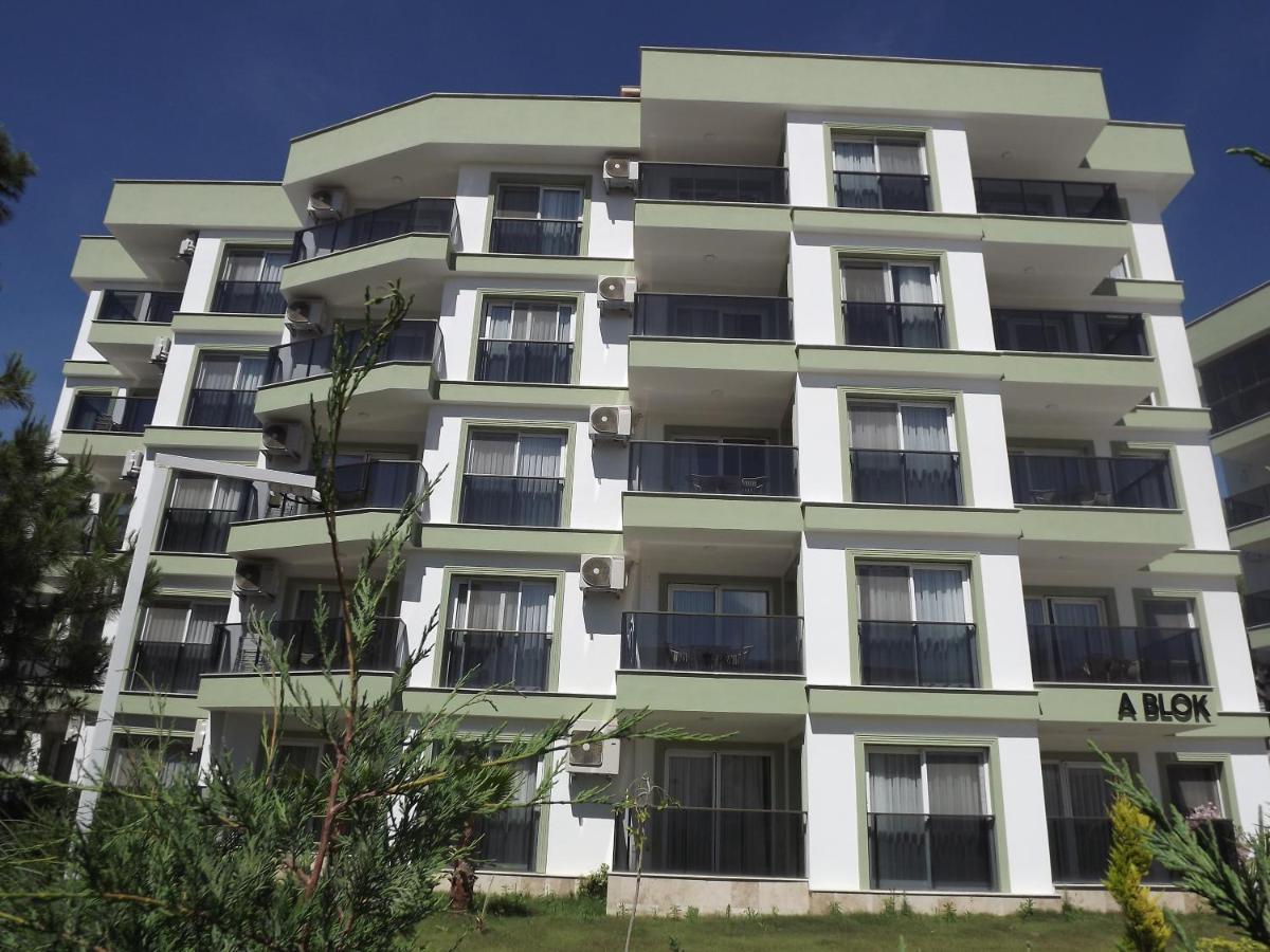Opus Aparthotel