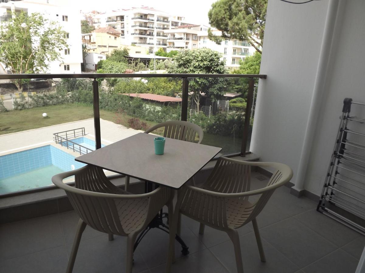 Aparthotel Opus 3*