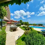Cinar Hotel