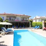 Sunset Beach Club Coral Villa 5