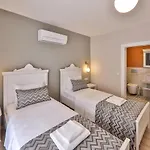 Lora Kas Hotel