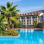 Ramada Resort By Wyndham Akbuk