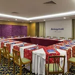 Oezkaymak Select Hotel