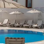 Queen Boutique Hotel