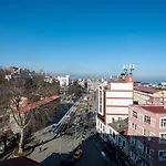 Usta Park Hotel