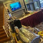 Golden Sand Hotel