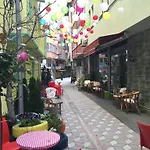 Sera Hotel