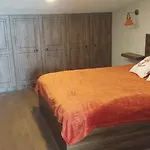 Gorkyhouseurla