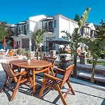 Bronze Hotel