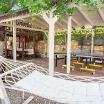 Cesmekes Otel