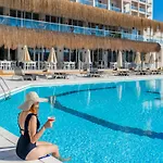 Design Plus Seya Beach Hotel