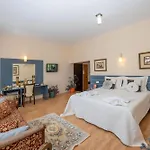 Grand Ons Hotel