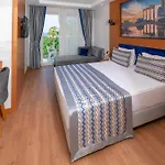 Sealife Buket Resort & Beach Hotel