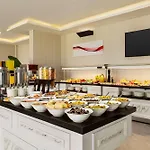 Ramada By Wyndham Cesme