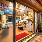 Dedeminn Garden Hotel