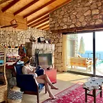 Shavilla Kalkan - Yali \' Da Korunakli 1+1 Villa