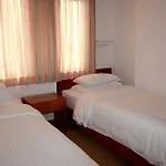 Babylon Gardens Apart Suite