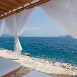 Lycia Hotel