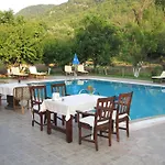 Doga Apartments