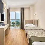 Seaden Sea World Resort & Spa