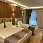 Kupeli Hotel