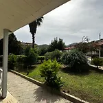 Carmina Hotel