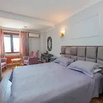 Hotel Daphne